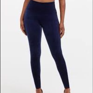 NWT Spanx Velvet Leggings